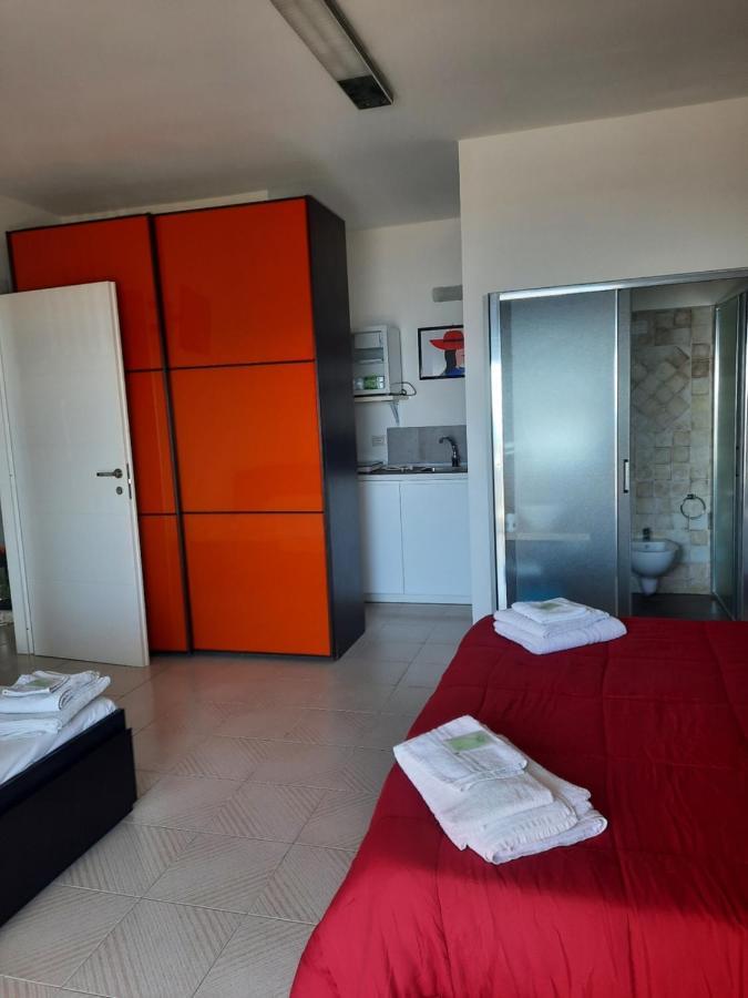 Marina D'Agro Residence Santa Teresa Di Riva Extérieur photo
