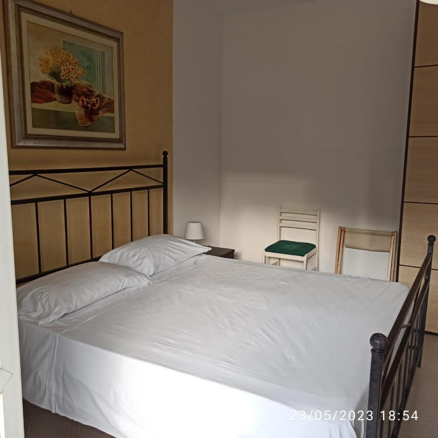Marina D'Agro Residence Santa Teresa Di Riva Extérieur photo